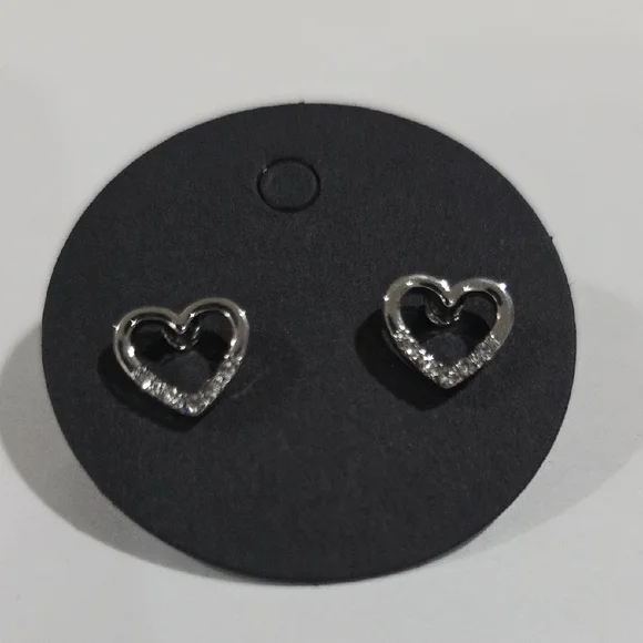 Minimalist Silver Heart Earrings | Dainty Chic Sparkling Studs for Women Jewelry - Picture 3 of 8